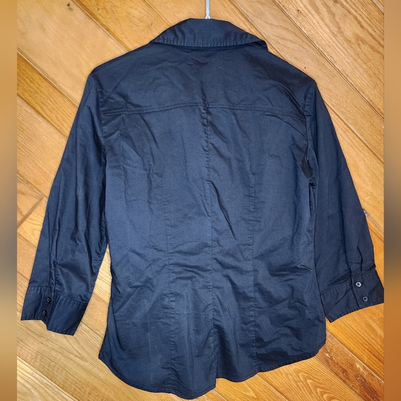 New York and Company black collared quarter length sleeve button down top medium - Picture 11 of 12